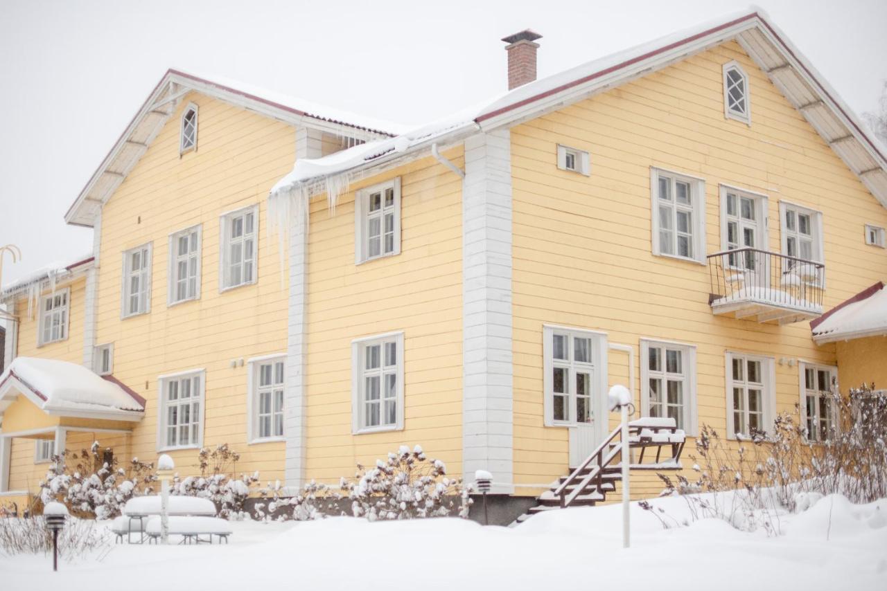 Vanha Pappila Hetki Oy Ähtäri Buitenkant foto