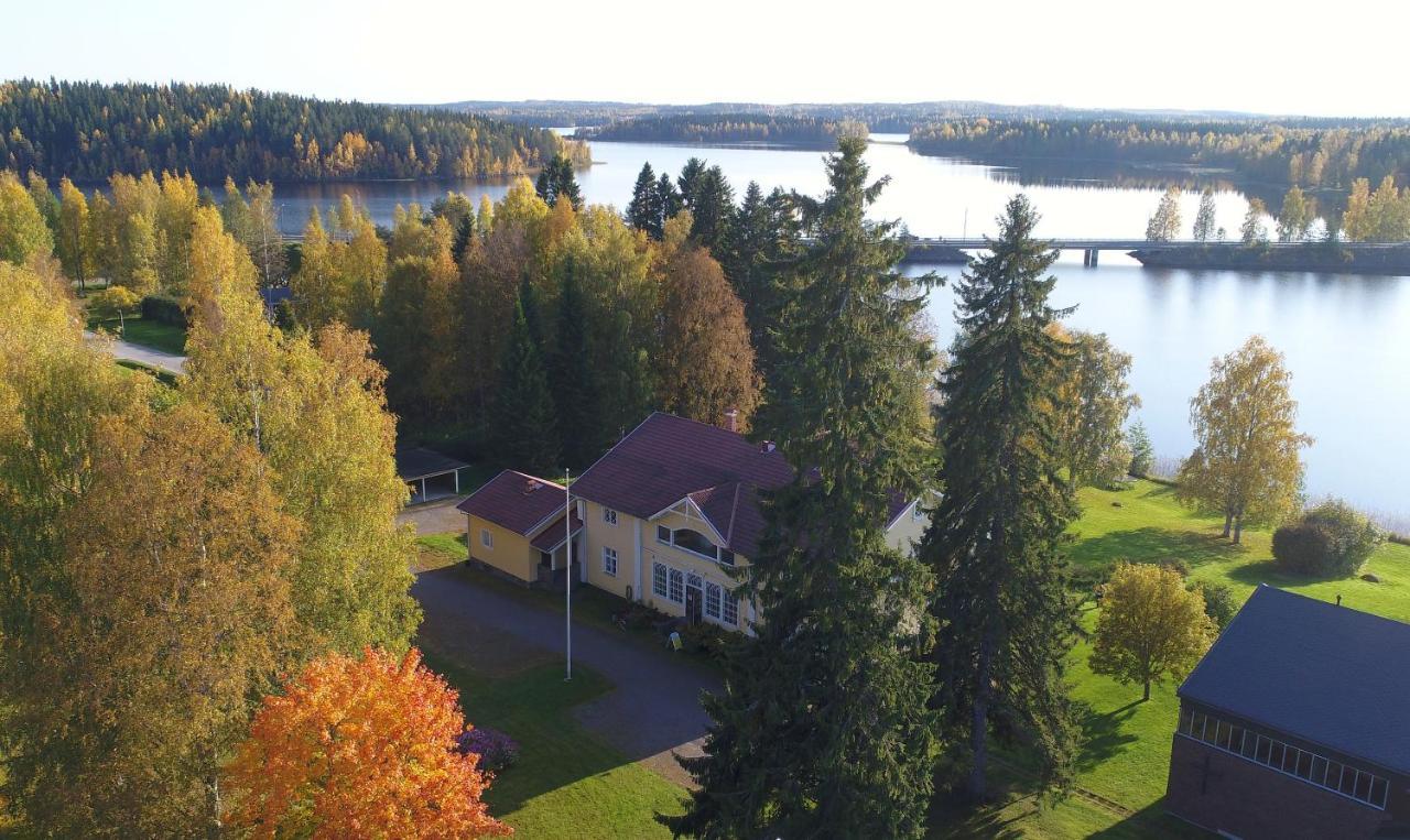 Vanha Pappila Hetki Oy Ähtäri Buitenkant foto